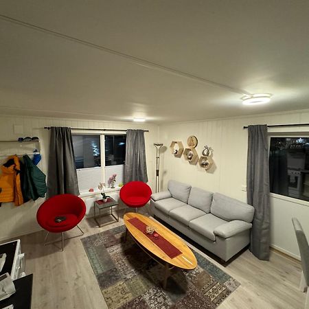 Strandveien 71 Skjervoy Kültér fotó
